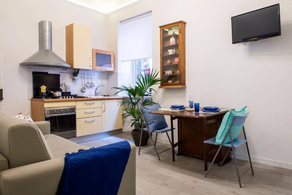 Colosseum/Panisperna Nina Apartament With Terrace Rome Extérieur photo